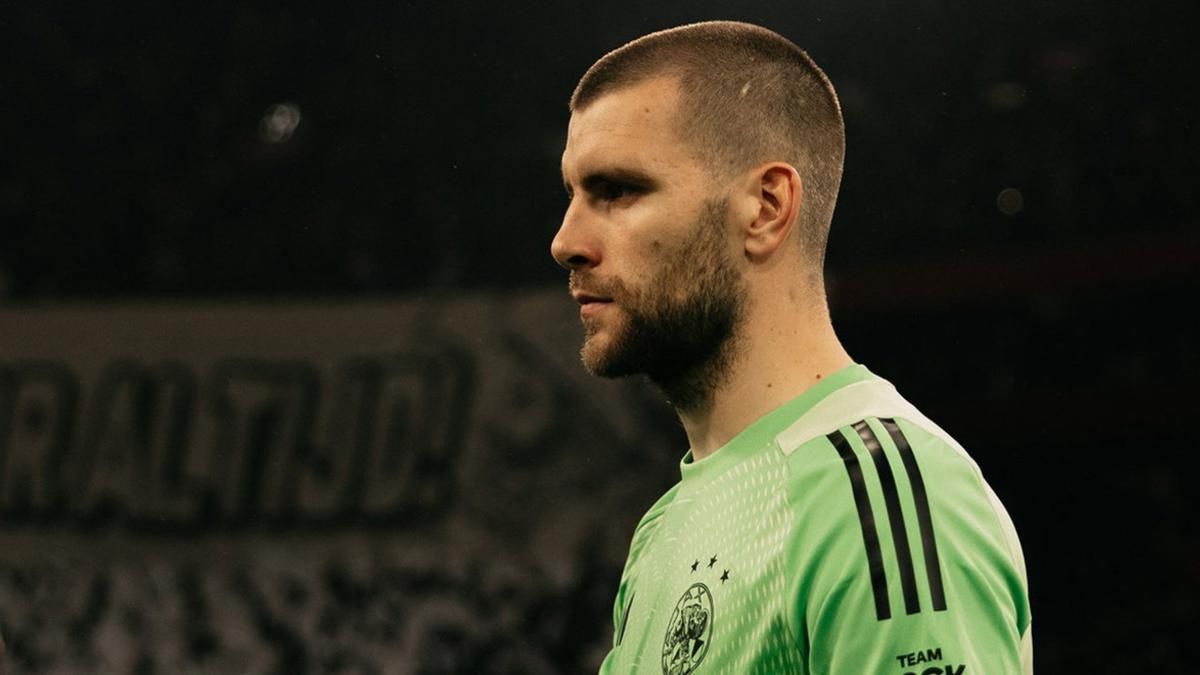 Maarten Paes Ungkap Peran Marijn Beuker di Balik Transfer ke Ajax