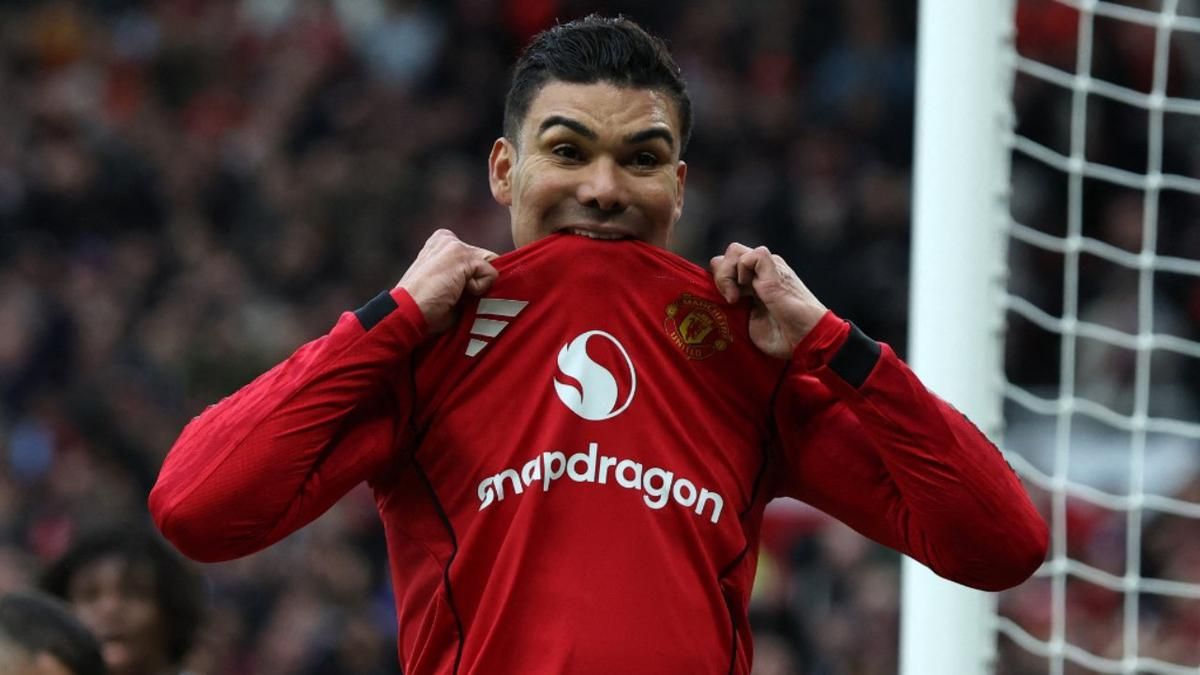 Manchester United Incar Gelandang Villarreal Pengganti Casemiro