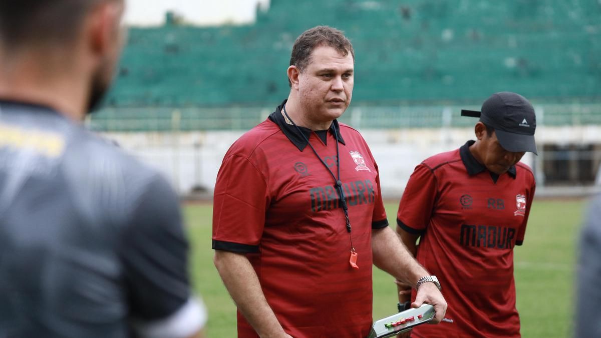 Madura United Siapkan Taktik Hadapi Persib Bandung 26 Februari 2026