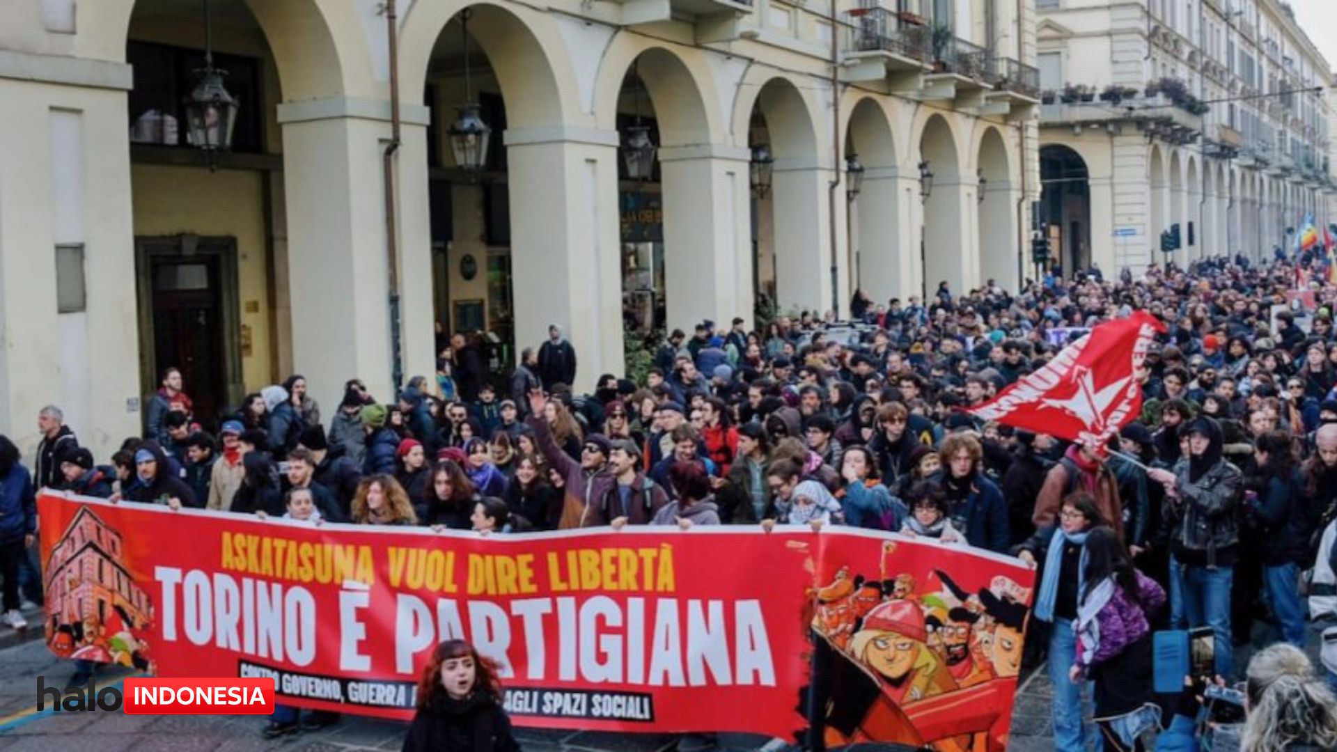Torino Memanas: 60 Ribu Massa Turun ke Jalan Tolak Penggusuran Askatasuna