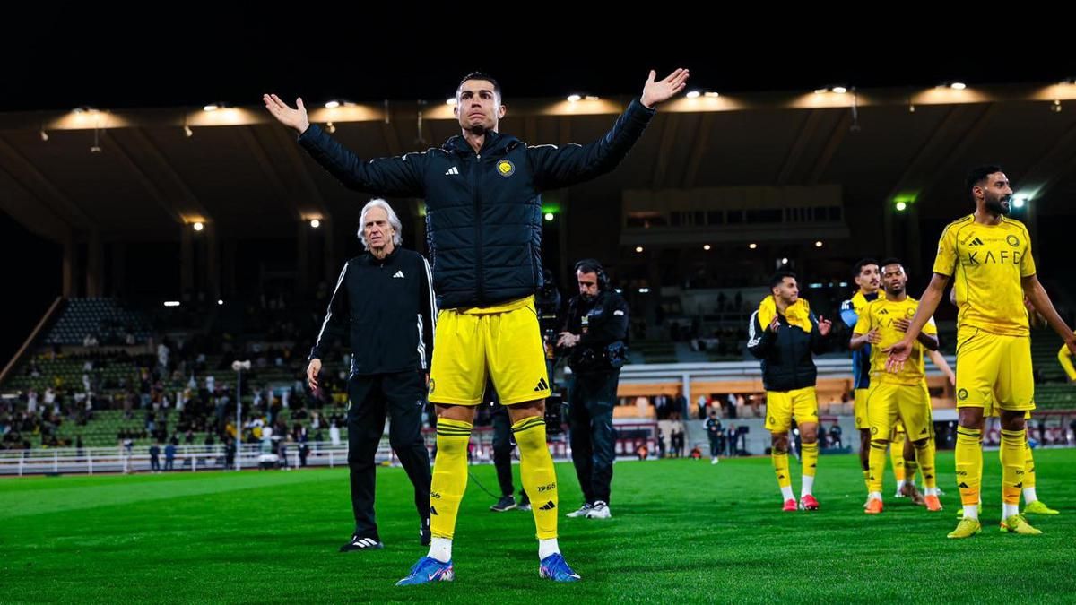 Cristiano Ronaldo Beli 25 Persen Saham Klub Almeria