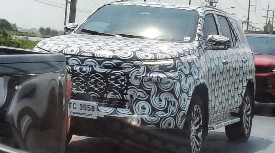 Toyota Fortuner Generasi Terbaru Terpantau Uji Jalan di Thailand