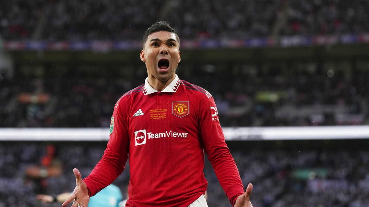 MU Pertimbangkan Tonali dan Guimaraes Gantikan Casemiro