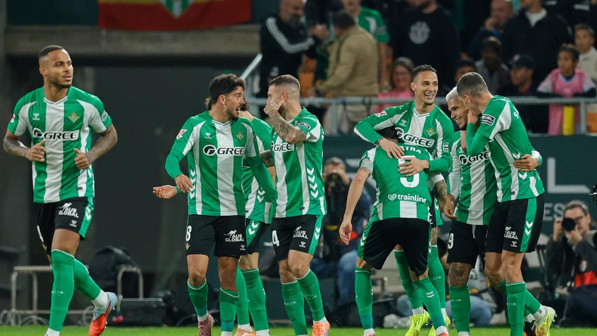Antony Real Betis Tegaskan Isu Rasisme di Sepak Bola Harus Dihukum