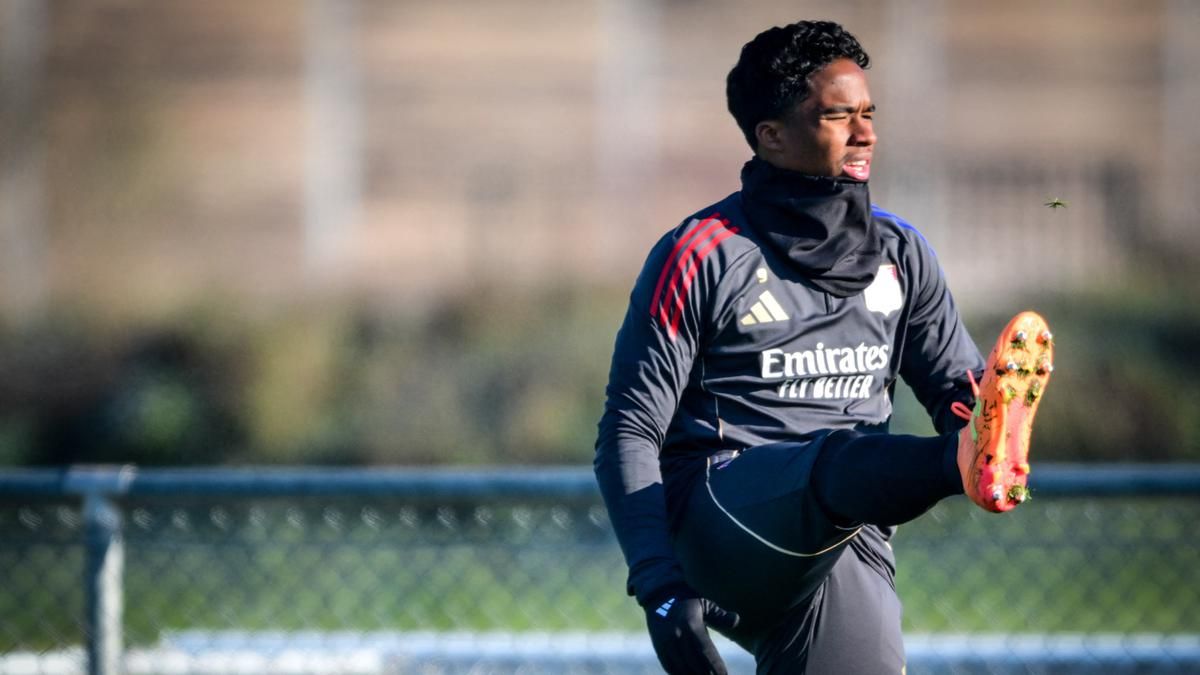 Real Madrid Tenang di Bursa Transfer, Strategi atau Risiko?