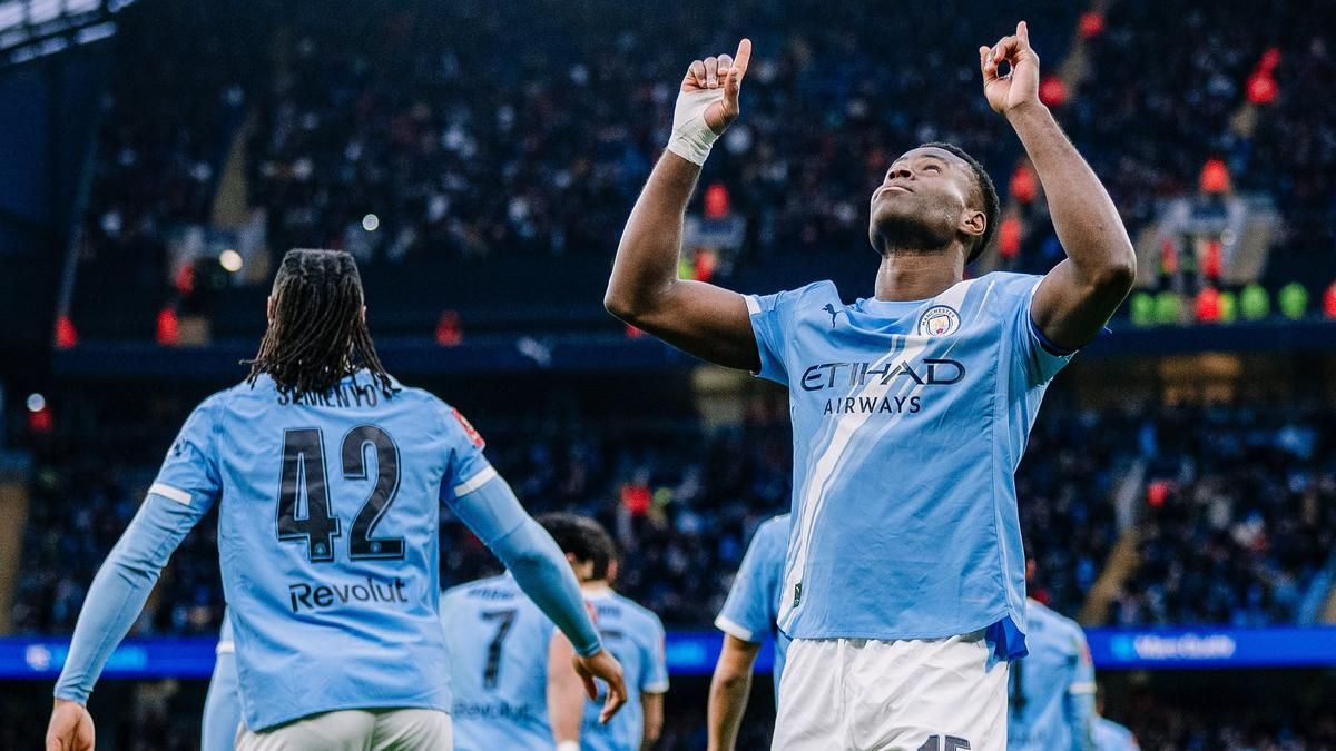 Marc Guehi Terus Asah Kemampuan di Manchester City