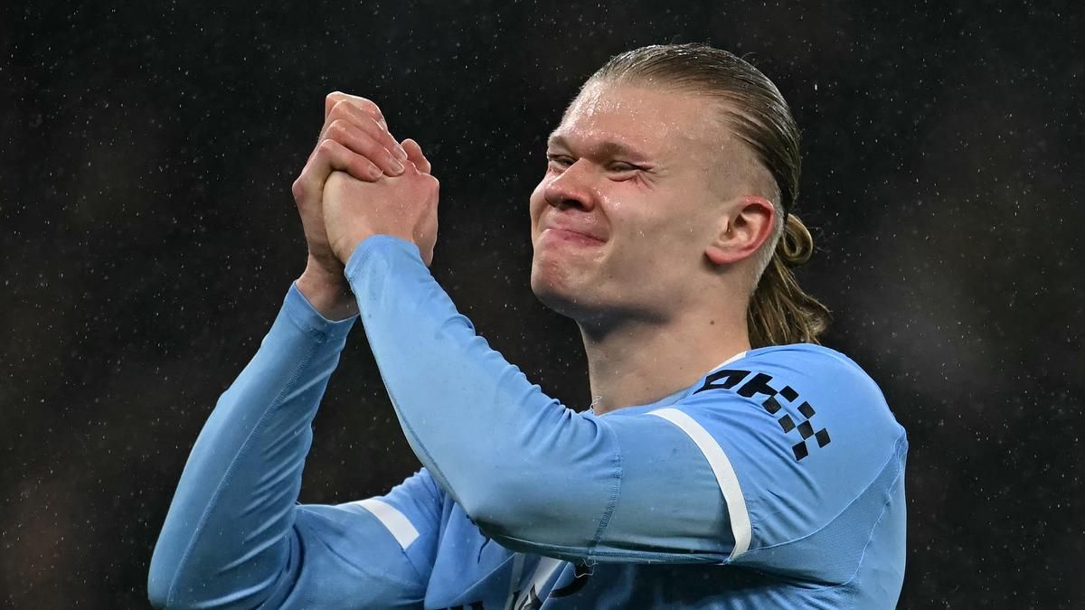 Barcelona Pertimbangkan Rekrut Erling Haaland dan Julian Alvarez