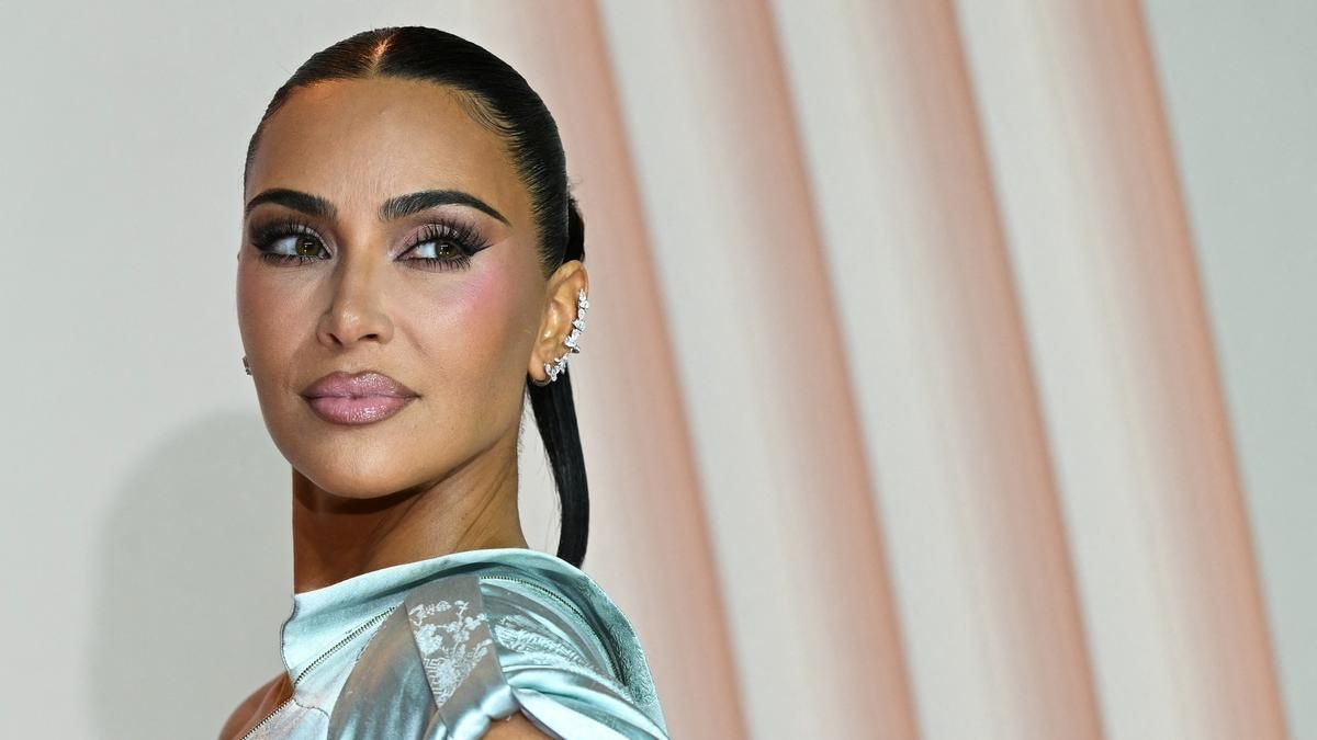 Lewis Hamilton dan Kim Kardashian Dikabarkan Kencan Romantis di Inggris