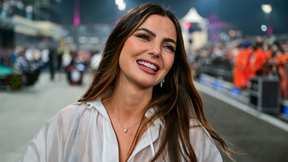 Kelly Piquet Tanggapi Kritik Usia dalam Hubungannya dengan Verstappen