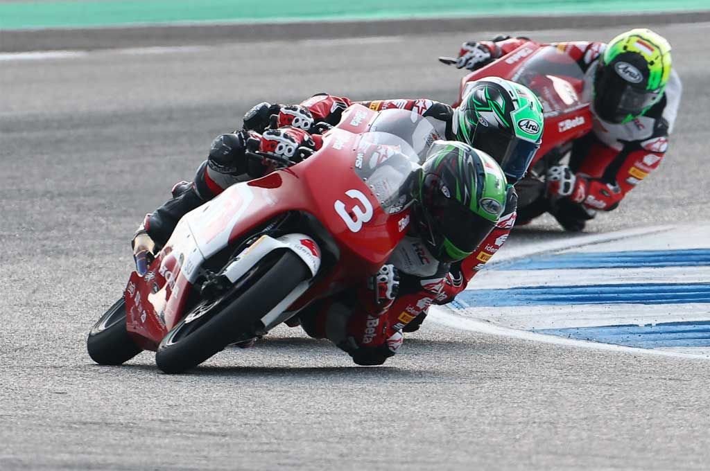 Pembalap Indonesia, Bintang, Raih Podium di Moto4 Asia