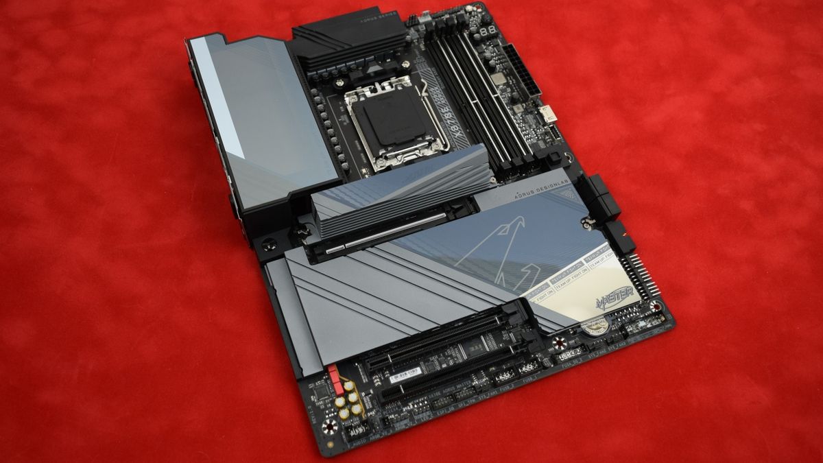 Gigabyte X870E Aorus Pro X3D Ice Padukan Estetika dan Performa AMD AM5