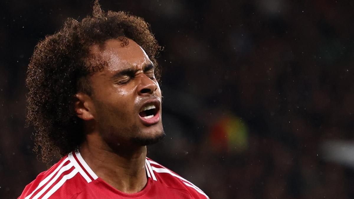 Joshua Zirkzee Pertimbangkan Hengkang dari Manchester United