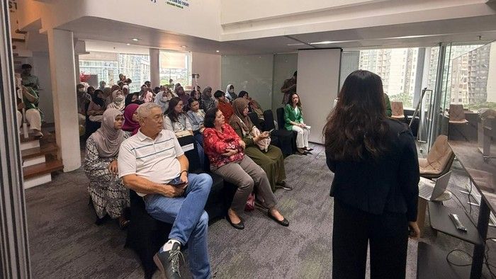 Alat Bantu Dengar AI Dual-Chip Hadir di Indonesia