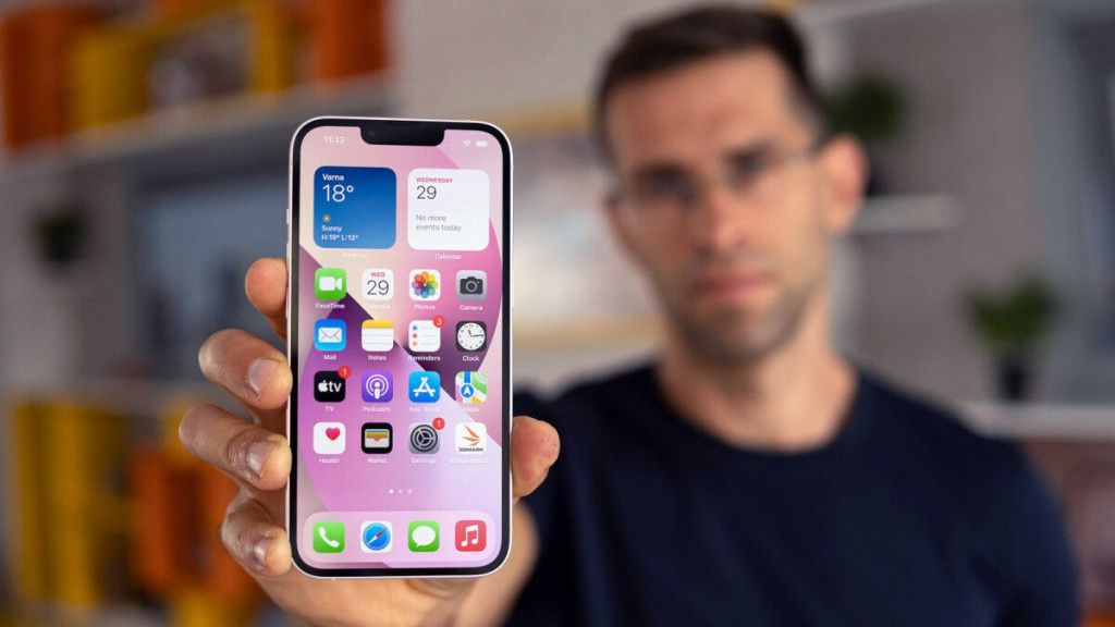Harga iPhone 13 di iBox Turun Jadi Rp8,2 Jutaan