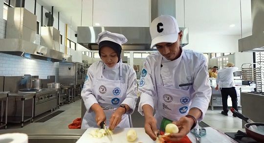 Kemendikdasmen Siapkan Sertifikasi Bahasa Asing Siswa SMK