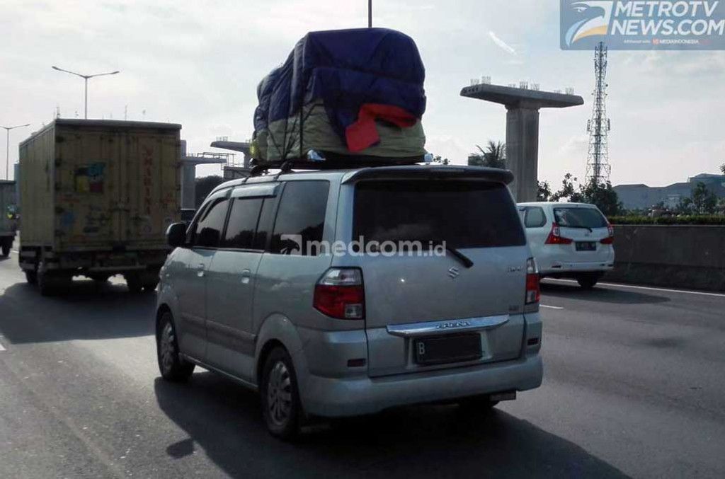 Bahaya Membawa Barang Terlalu Banyak saat Mudik