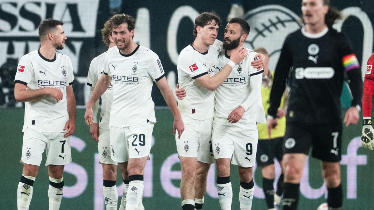 Kevin Diks Puji Gol Indah Kevin Stoger ke Gawang St. Pauli