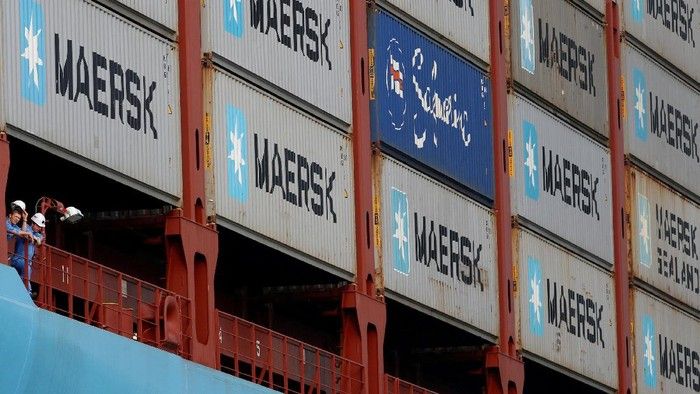 Maersk Hentikan Pelayaran di Terusan Suez dan Selat Hormuz