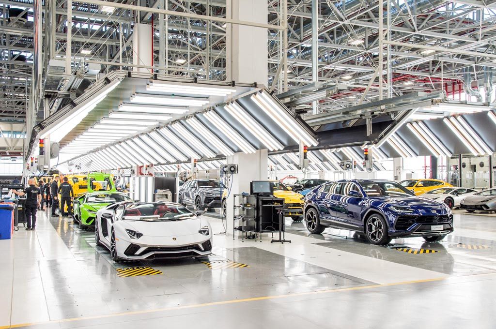 Lamborghini Batalkan Mobil Listrik, Prioritaskan Hybrid