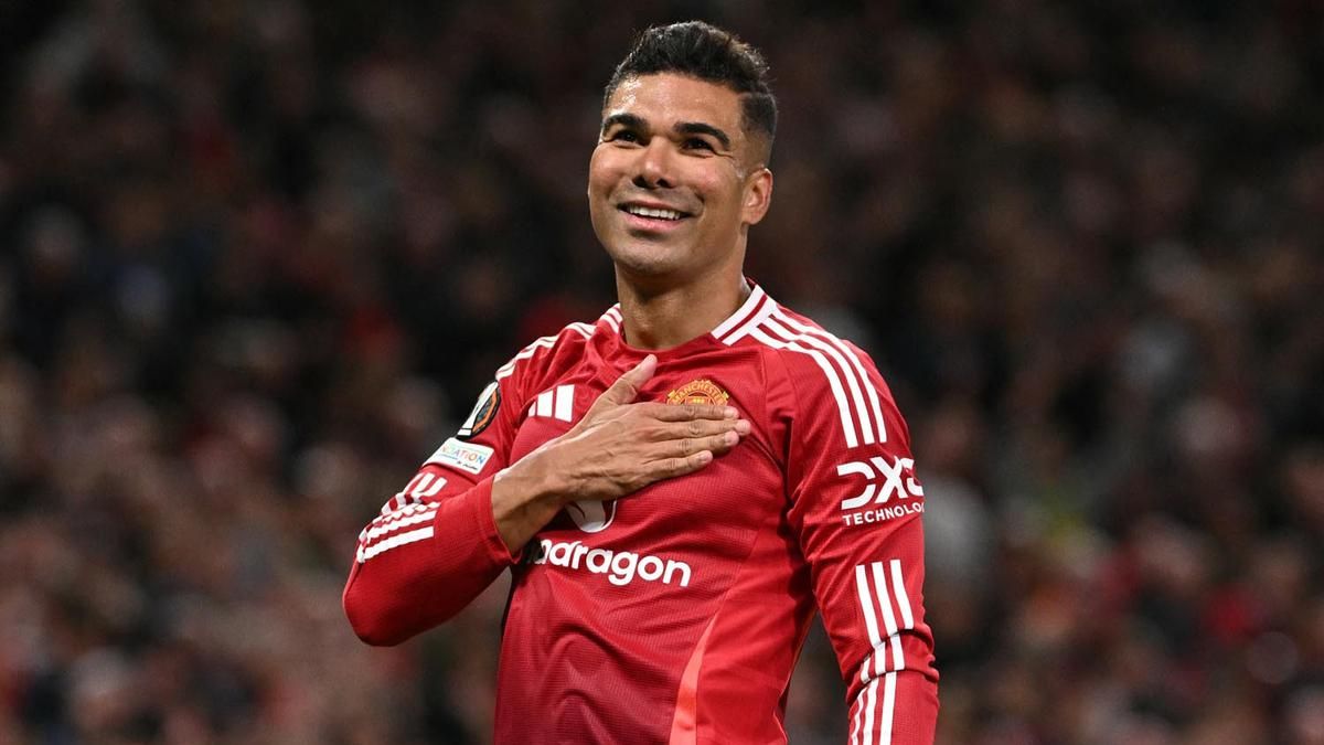 Manchester United Pertimbangkan Regenerasi, Lepas Casemiro?