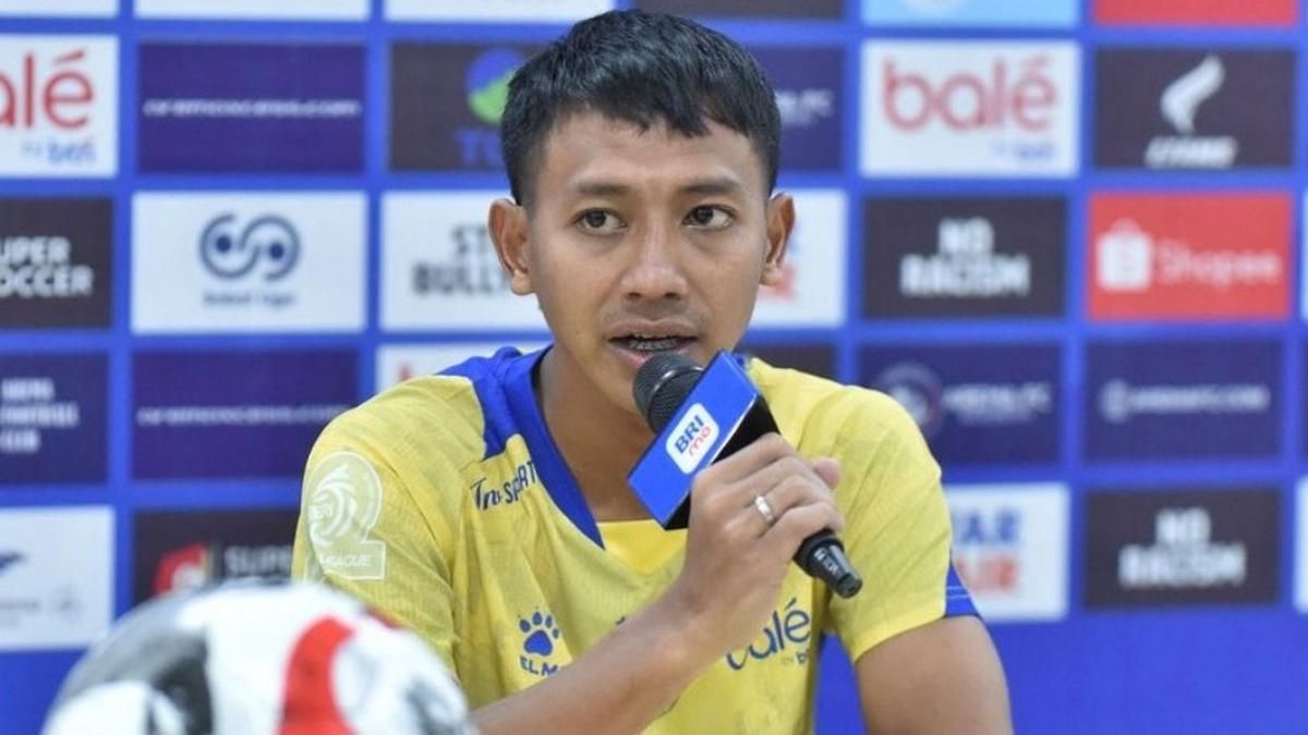 Beckham Putra Siap Hadapi Ezra Walian di Laga Persib vs Persik