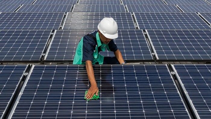 Panel Surya RI Dikenakan Tarif AS, ESDM Lakukan Pengecekan