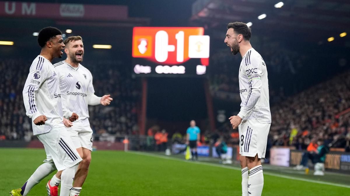 Bruno Fernandes Kecewa VAR Tolak Penalti MU Lawan Bournemouth