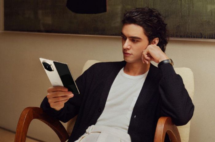 HUAWEI Mate X7 Resmi Hadir di Indonesia, Harga Rp27,9 Juta