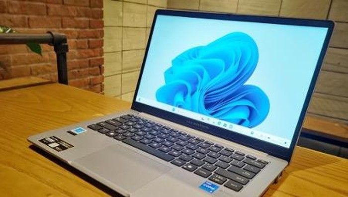 Pilihan Laptop Bisnis ASUS ExpertBook untuk Tingkatkan Efisiensi