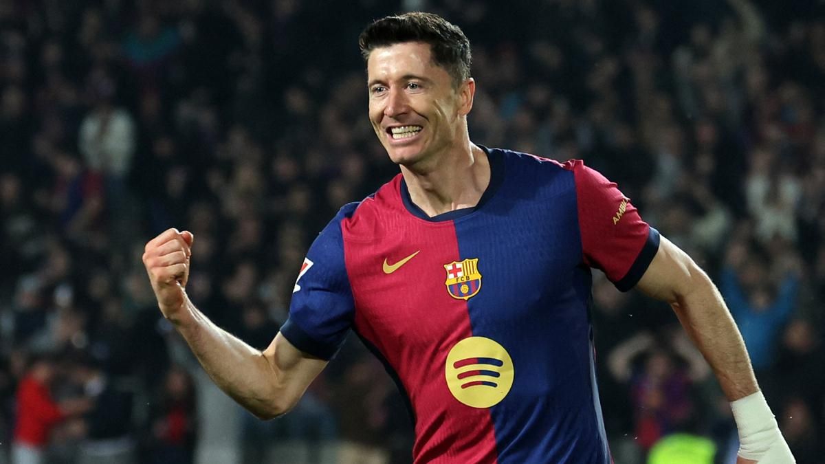 Barcelona Pertahankan Robert Lewandowski Musim Depan?