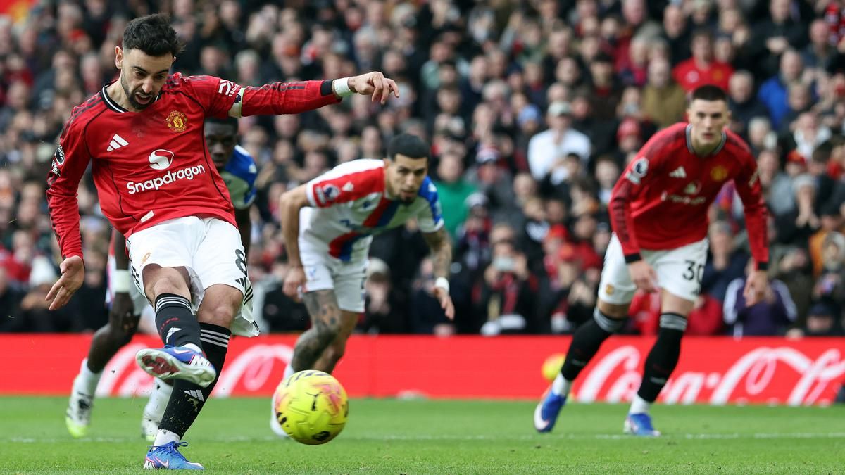 Manchester United Comeback, Tekuk Crystal Palace 2-1