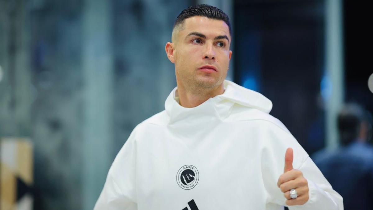 Cristiano Ronaldo Dipastikan Bertahan di Al Nassr