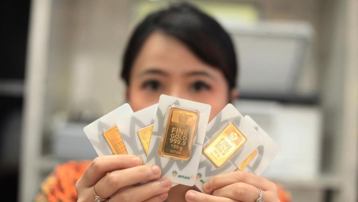 Harga Emas Antam Melemah Rp6.000, Analis Sebut Potensi Kenaikan