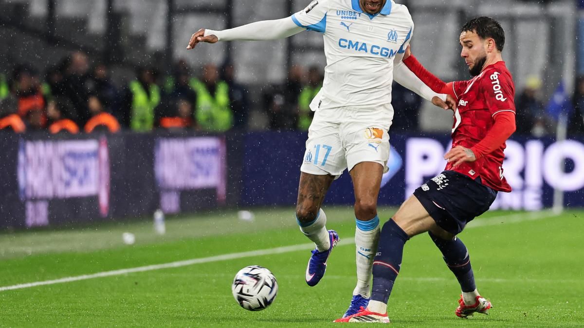Calvin Verdonk Starter, Lille Kalahkan Marseille 2-1