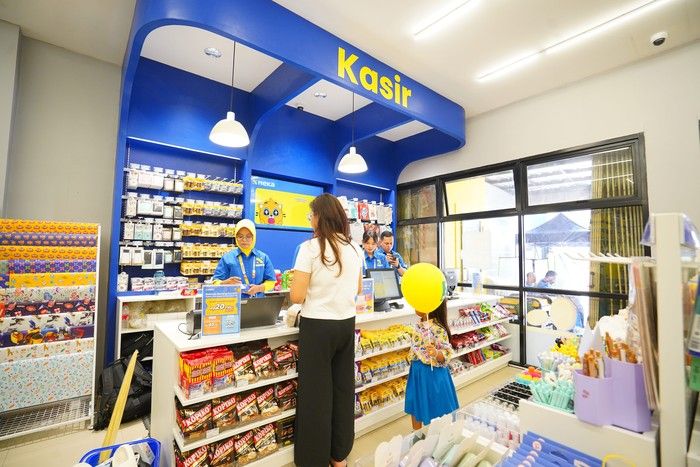 AZKO Berinovasi dengan Konsep Toko Generasi Masa Depan