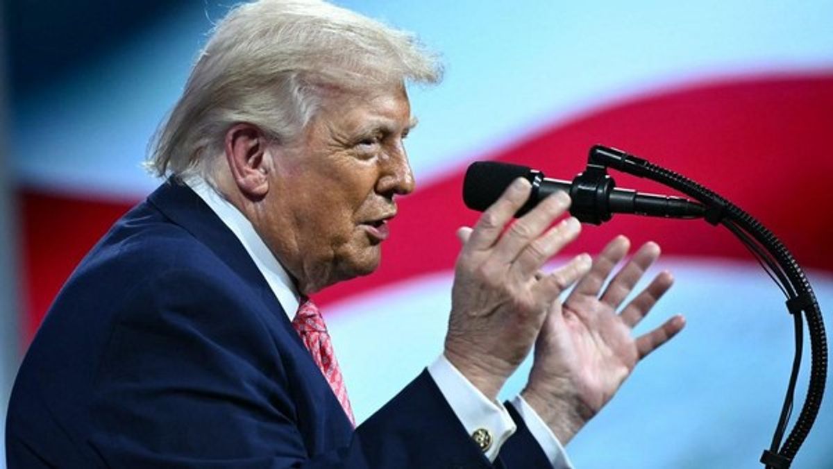 Bandara Palm Beach Florida Resmi Ganti Nama Jadi Donald J. Trump