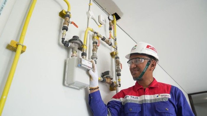Fitch Pertahankan Peringkat Kredit PGN di Level BBB-