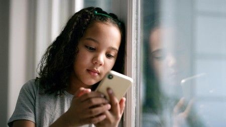 Syarat Anak di Bawah 16 Tahun Punya Akun Media Sosial