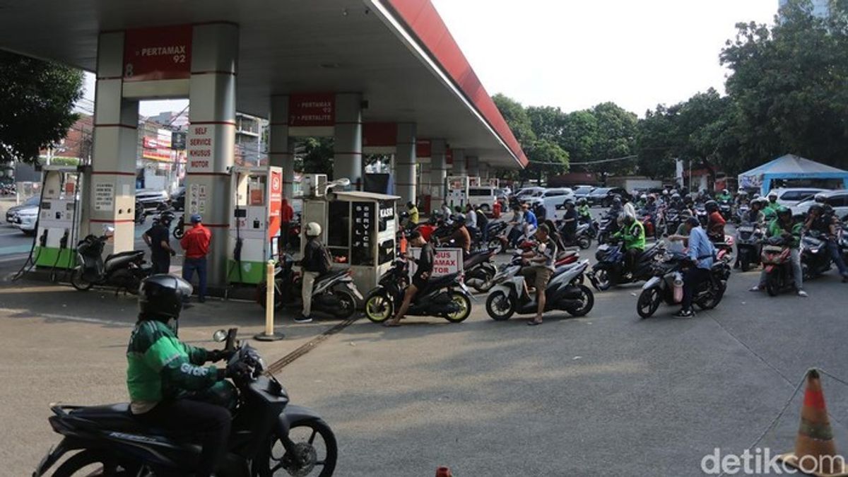 Indonesia Belum Ikuti Australia Pangkas Pajak BBM