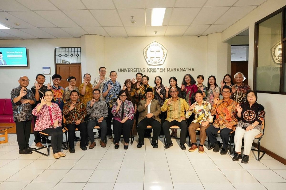 Maranatha dan Bappenas Kembangkan Pusat Riset Kelor Dukung Penurunan Stunting