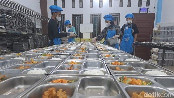 Realisasi Anggaran Makan Bergizi Gratis Capai Rp 44 Triliun