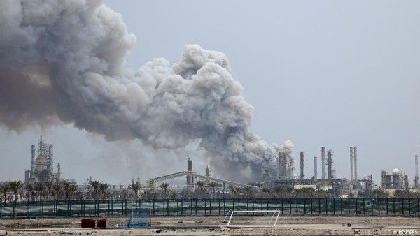 Iran Ancam Serang Fasilitas Minyak dan Gas di Teluk