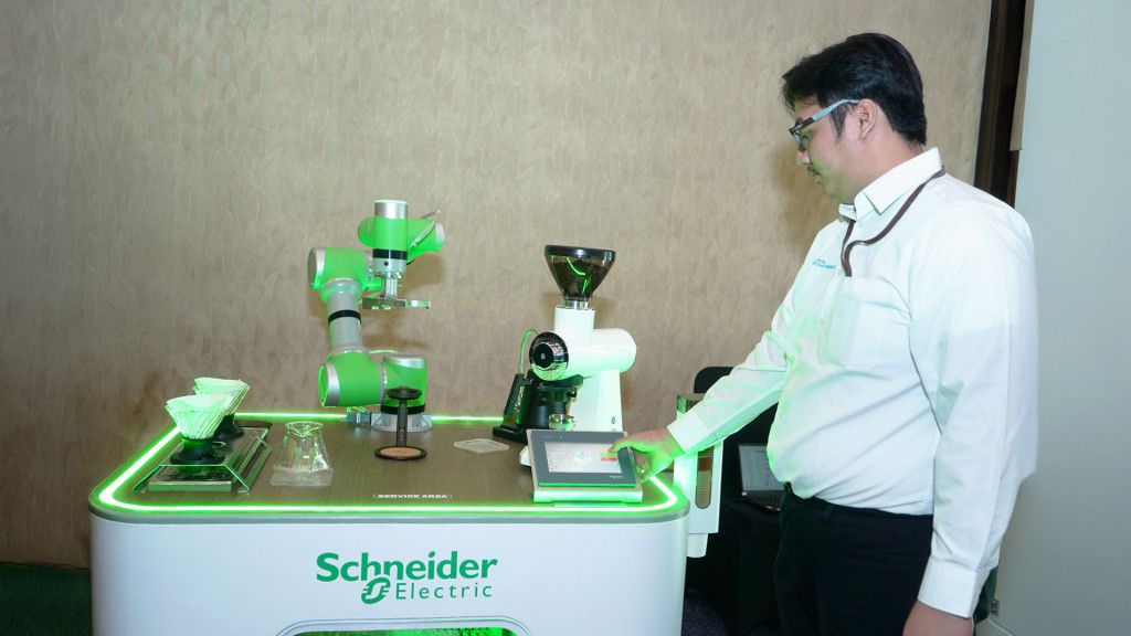 Schneider Electric Dorong Otomasi Industri F&B di Surabaya