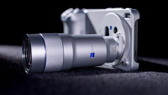 Vivo Perkenalkan X300 Ultra dengan Lensa Telefoto ZEISS