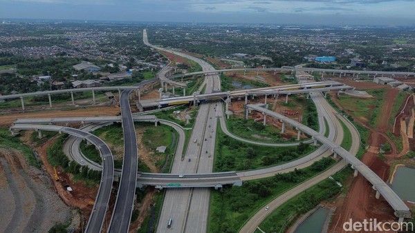 Tol Jakarta-Cikampek II Selatan Ditargetkan Selesai 2027