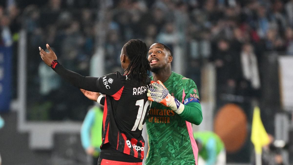 Rafael Leao Bantah Berselisih dengan Allegri di AC Milan