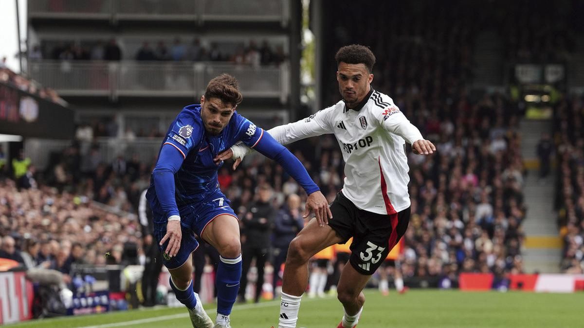 Manchester United Incar Antonee Robinson untuk Bek Kiri