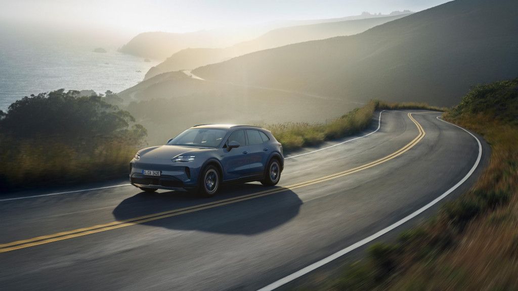 Porsche Cayenne S Electric Tawarkan Jarak Tempuh 653 Km