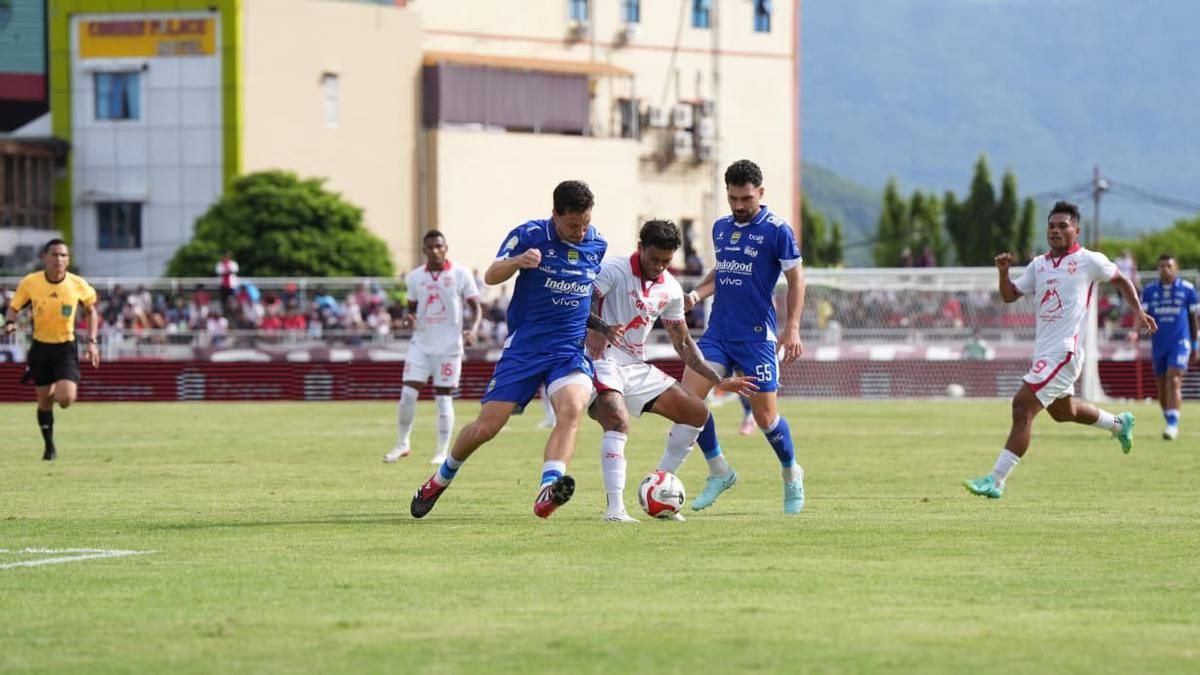 Frans Putros Tekankan Pentingnya Laga Persib vs Borneo FC