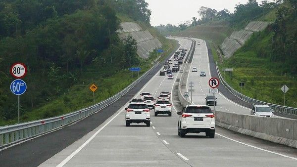 Estimasi Saldo e-Toll Jakarta ke Semarang dan Surabaya 08 Maret 2026